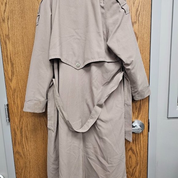 Valerie Stevens Women's Microfiber Tan Lined Trench Coat Size 6 - Picture 4 of 10